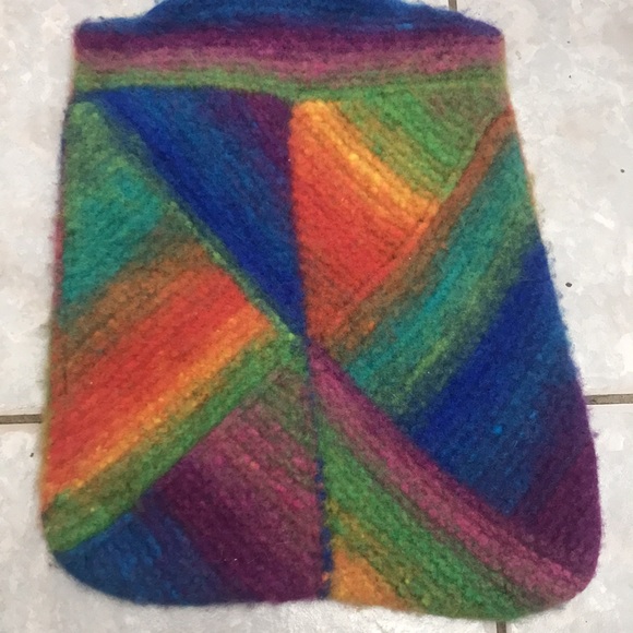 Artisan crafted Felted wool colour block Hobo bag - Picture 2 of 6